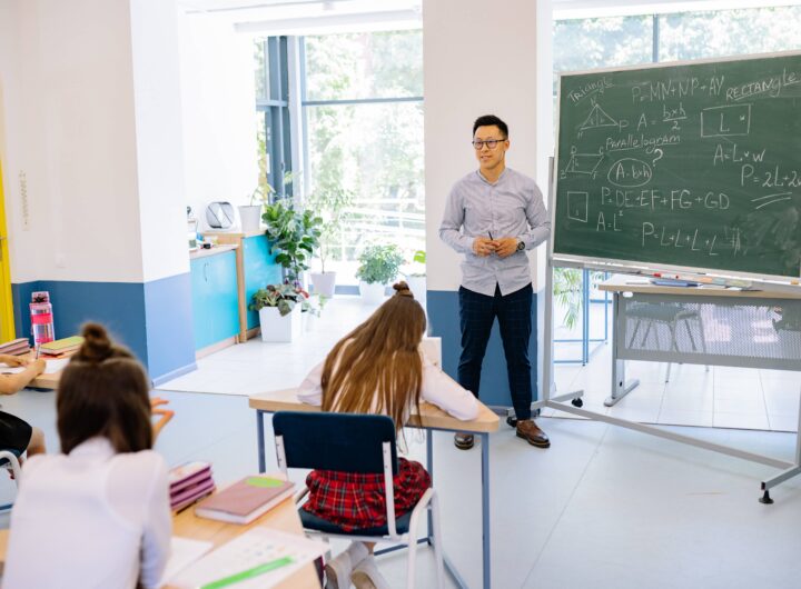 Docente a lezione